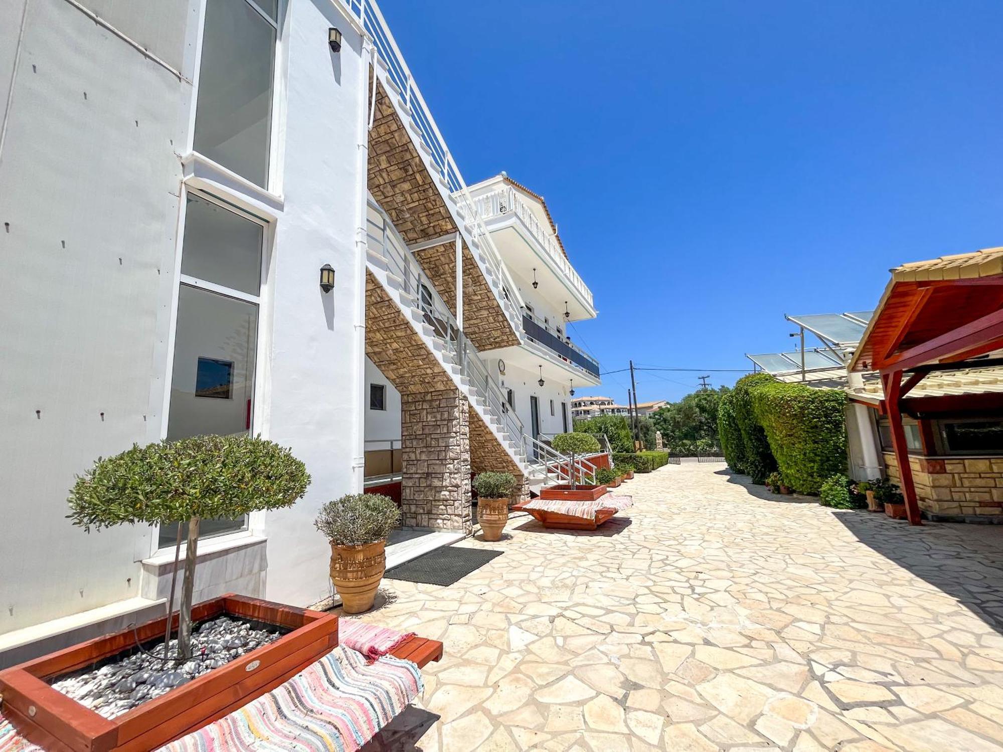 Pettas Apartments Zakynthos Town Luaran gambar